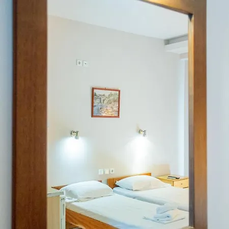 Rodon Inn Paralia Katerinis Exterior photo